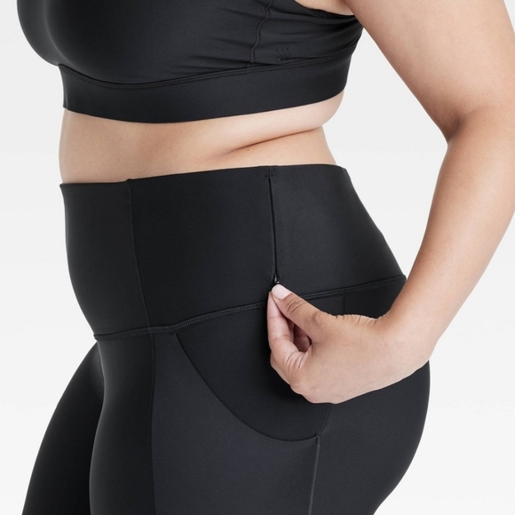 All In Motion Black Effortless Support High Rise 7/8 Legging Size Large NWT - Picture 5 of 8